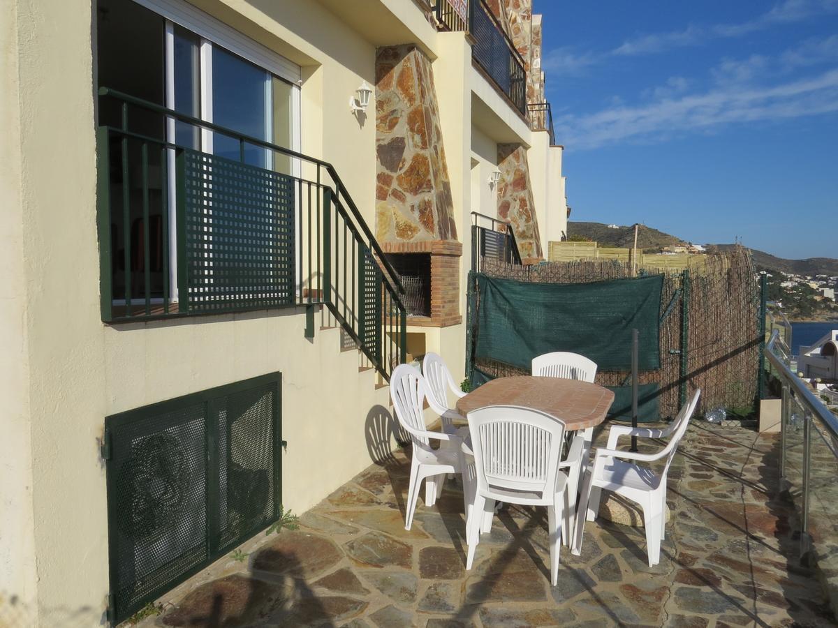 Turo Marina 3 Villa Roses Exterior photo